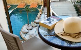 Asana Hotel